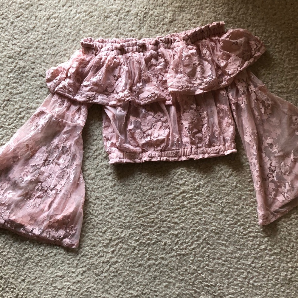 Fashion nova crop top